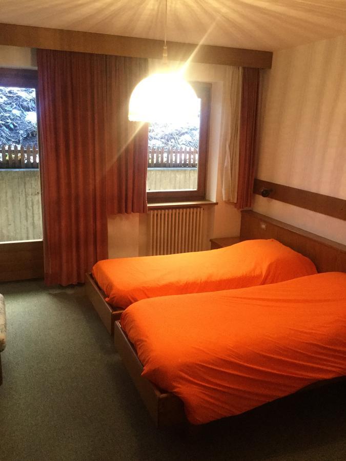 Hotel Alpenrose Alleghe Exterior photo